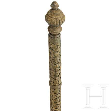 Tabar (Streitaxt) mit geschnittenem Dekor, Indien, um 1800 - Foto 5