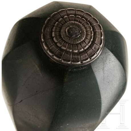 Stoßdolch mit Jadegriff, Indien, Moghulzeit, 17. Jhdt. - photo 5