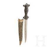 Dolch mit schwerem Griff aus schwarzer Jade, Nordindien, 20. Jhdt. - photo 2