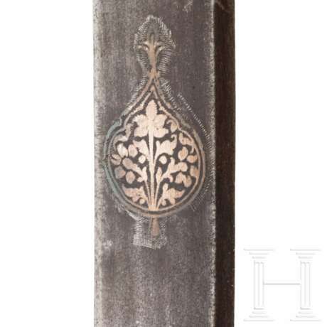 Shamshir mit silbertauschiertem Gefäß, Nordindien, um 1800 - фото 6