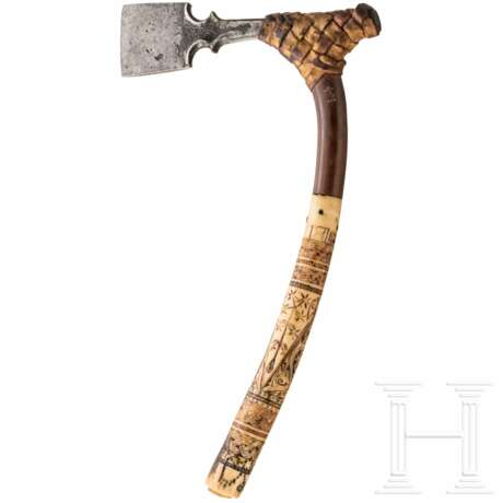 Seltene Axt mit Hirschhorngriff (Pata Minang), Indonesien, 19. Jhdt. - Foto 2