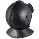 Savoyarden-Kürassierhelm, Norditalien, um 1600 - photo 3