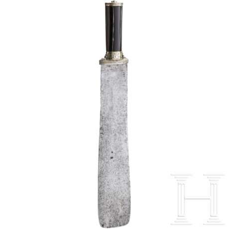Silbermontiertes Vorlegemesser mit Griff aus Steinbockhorn, süddeutsch, 16. Jhdt. - photo 6