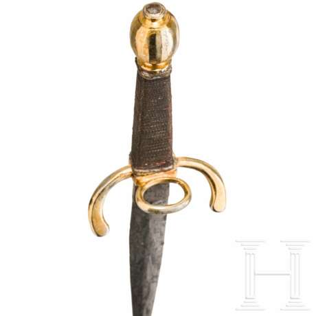 Linkhanddolch mit vergoldetem Gefäß, deutsch, um 1620 - photo 3