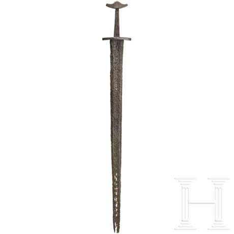 Wikingisches Schwert mit Damastklinge, Nordeuropa, 10. Jhdt. - Foto 1
