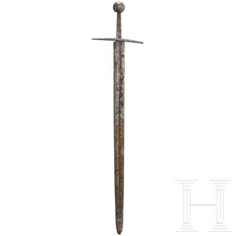 Ritterliches Schwert mit kupfernen Klingeneinlagen, Norditalien, Mitte 14. Jhdt. - photo 2
