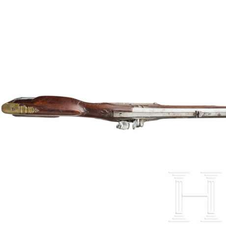 Steinschlossbüchse mit verdecktem Hahn, deutsch, Anfang 18. Jhdt. - photo 3