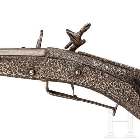 Eisengeschnittenes Steinschlossgewehr, Sardinien, 18. Jhdt. - photo 4