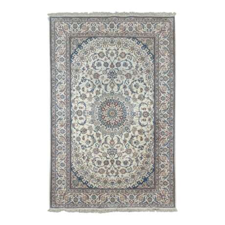 Orientteppich. NAIN/IRAN, 20. Jahrhundert, 243x156 cm. - photo 1