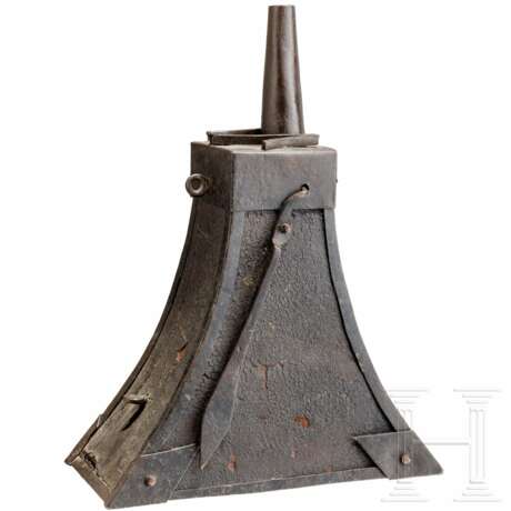 Große Musketier-Pulverflasche, deutsch, um 1600 - photo 2