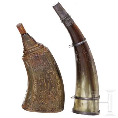 Zwei Pulverflaschen, deutsch, 18. Jhdt. - photo 2