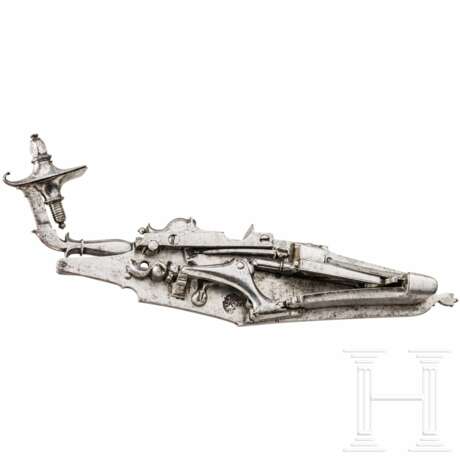 Geschnittenes Pistolen-Radschloss, Norditalien, 1. Hälfte 17. Jhdt. - photo 2 Geschnittenes Pistolen-Radschloss, Norditalien, 1. Hälfte 17. Jhdt. - photo 2