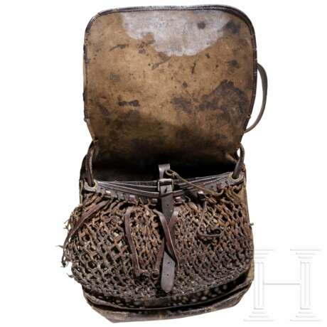 Zwei lederne Jagdtaschen, deutsch, 2. Hälfte 19. Jhdt. - Foto 2