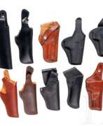 Product catalog. Zehn Pistolen-/Revolverholster