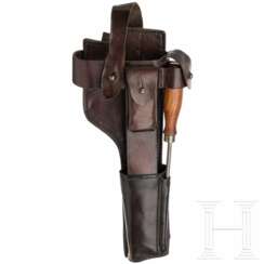 Belederung zur Mauser C 96 mit Ersatzfeder und Putzstock