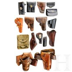 Konvolut Holster und Munitionstaschen, 19./20. Jhdt.