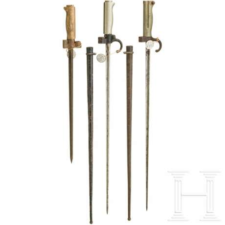 Drei Lebel-Bajonette M 1886, 1890 und 1935 - photo 2