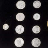 2 Medaillenkollektionen "130 Jahre Deutsche Mark" - Foto 4