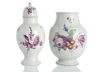 Zwei Balustervasen