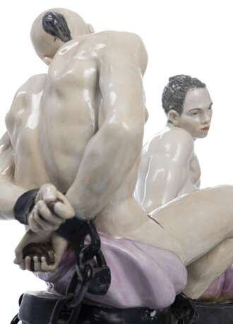 Zwei große Figuren von gefesselte Sklaven - Foto 9