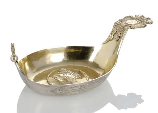 Geschenk-Kovsh aus Silber mit Kaiserlichem Doppeladler und Monogramm der Zarin Katharina der Großen - Foto 1