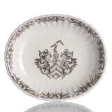 Ovale Schale mit Wappen - photo 1