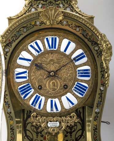 Große Prunkpendule im Boulle-Stil auf Wandkonsole - photo 10
