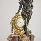 Große Pendule mit Venus im Louis XVI Stil - photo 2