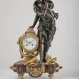Große Pendule mit Venus im Louis XVI Stil - photo 3