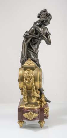 Große Pendule mit Venus im Louis XVI Stil - photo 5