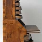 Barocker Tabernakel-Aufsatz-Sekretär mit Elfenbein-Intarsien - photo 2