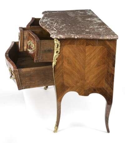 Louis XV-Kommode - photo 7