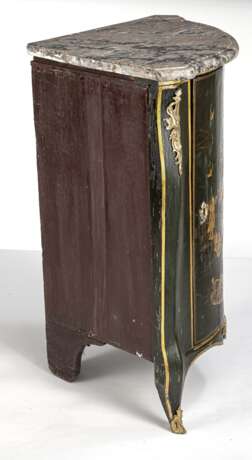 Louis XV Encoignure mit Schwarzlackdekor - Foto 4
