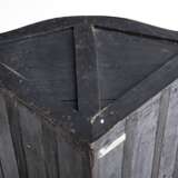 Louis XV Encoignure mit Schwarzlackdekor - photo 7