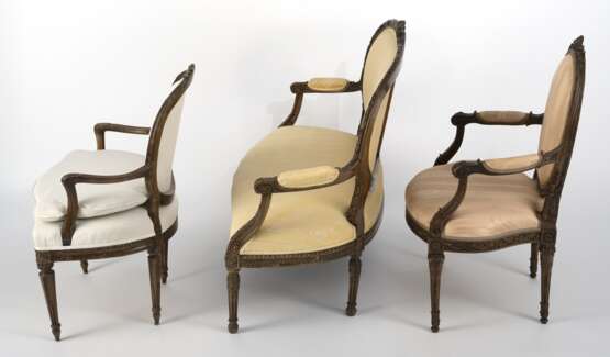 Louis XVI-Sitzbank und zwei Fauteuils - фото 4