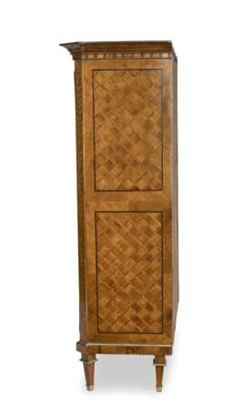 Klassizistischer Dielenschrank - photo 4