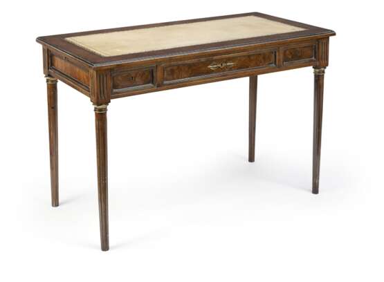 Bureau Plat im Louis XVI Stil - photo 1