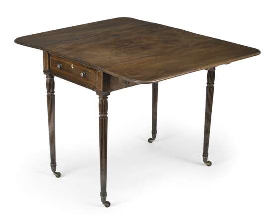 Regency-Salontisch - photo 1