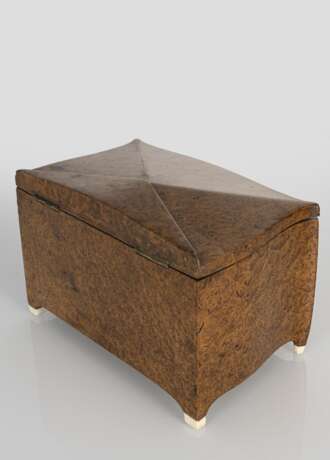 Art-Déco-Schmuck-Schatulle in Kommodenform - photo 3
