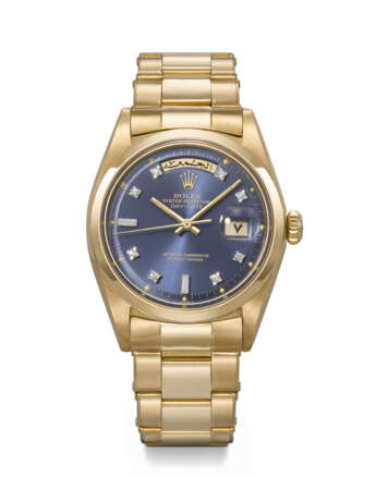 ROLEX. A RARE AND ATTRACTIVE 18K GOLD AND DIAMOND-SET AUTOMATIC WRISTWATCH WITH SWEEP CENTRE SECONDS, ARABIC CALENDAR AND BRACELET - photo 1