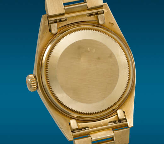 ROLEX. A RARE AND ATTRACTIVE 18K GOLD AUTOMATIC WRISTWATCH WITH SWEEP CENTRE SECONDS, DAY, DATE AND BRACELET, MADE FOR THE SULTANATE OF OMAN - фото 3