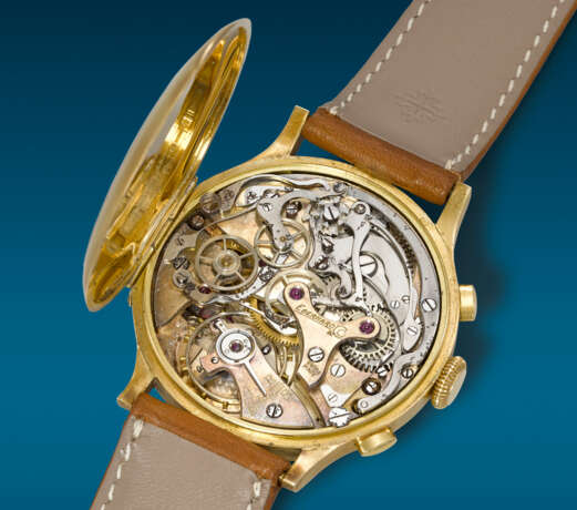 EBERHARD. A LARGE AND ATTRACTIVE 18K GOLD SINGLE-BUTTON CHRONOGRAPH WRISTWATCH WITH MULTISCALE DIAL AND STOP/START/LOCK DEVICE - photo 4