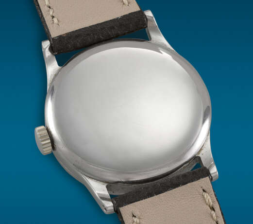 PATEK PHILIPPE. A VERY RARE AND DESIRABLE STAINLESS STEEL WRISTWATCH WITH BREGUET NUMERALS - фото 3