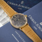 URBAN J&#220;RGENSEN. A RARE AND ELEGANT 18K PINK GOLD WRISTWATCH WITH TEARDROP LUGS - photo 3