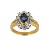 Classic 18K gold ring with sapphire and diamonds. Piccini. Italy 21st century Sapphire 21th century - photo 1