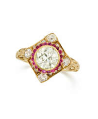 Delicate Diamond-Ruby-Ring
