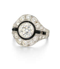 Art Deco Diamond-Onyx-Ring