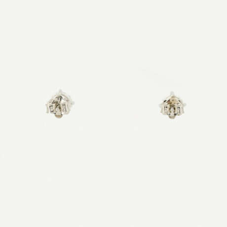 Solitaire-Ear Studs - photo 2