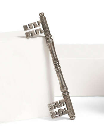 IRON DOUBLE KEY - photo 1