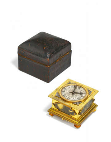 EARLY COPPER HORIZONTAL TABLE CLOCK - photo 5